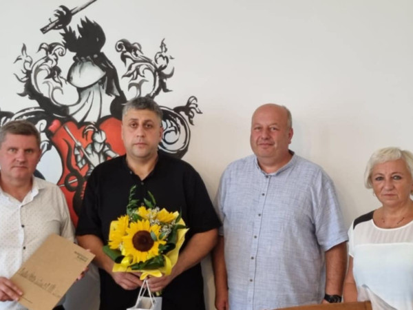 grafika do wpisu: Wyjątkowy gest odwagi i empatii