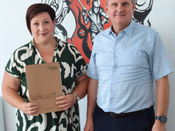 grafika do wpisu: Nowa Pani Dyrektor Przedszkola nr 3 w Miasteczku Śląskim