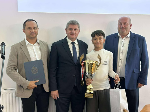 grafika do wpisu: Gratulacje dla Jakuba Karmańskiego!