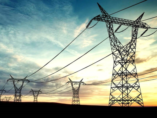 Będzie taniej! Podpisano umowę na zakup energii elektrycznej na 2026 rok