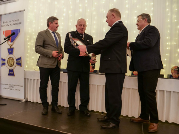 grafika do wpisu: VIII Gala Strażacka Powiatu Tarnogórskiego