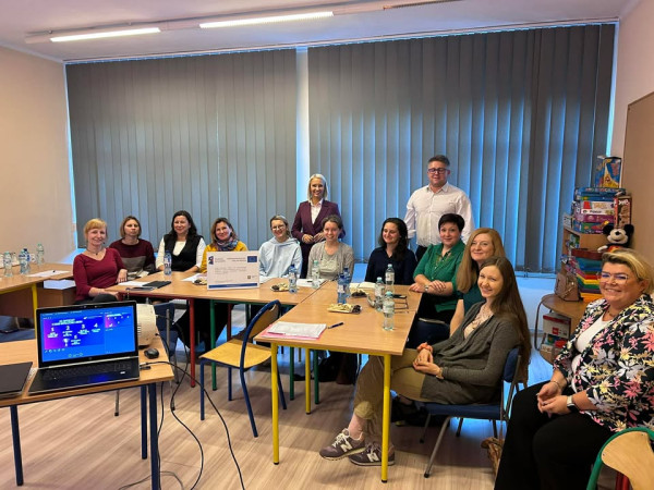 grafika do wpisu: Seria szkoleń dla kobiet, które chcą mieć wpływ!