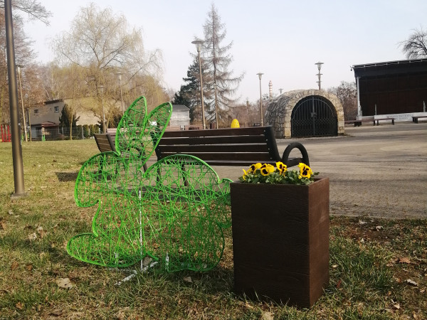 grafika do wpisu: Wielkanocne dekoracje w Parku Rubina